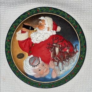 Unique Vintage 1995 Coke Collectable Holiday Edition Plate